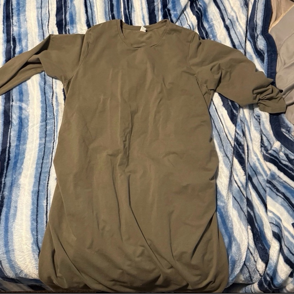 Old Navy Women's Long Sleeve Olive Dress